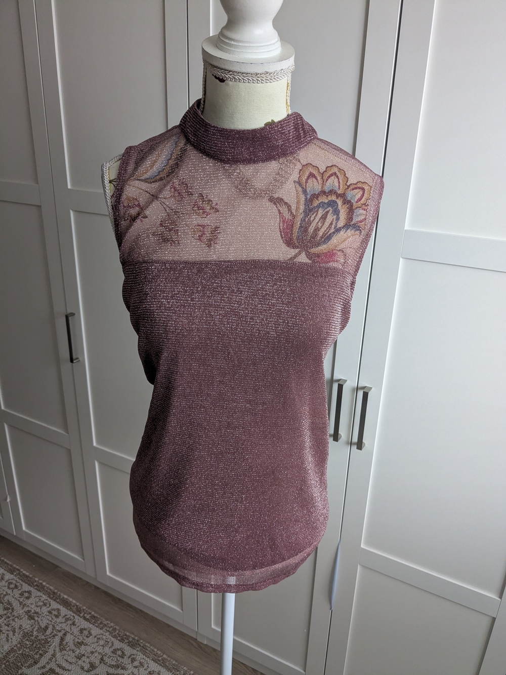 Reitmans Dusty Rose Sheer Floral Mock Neck Tank